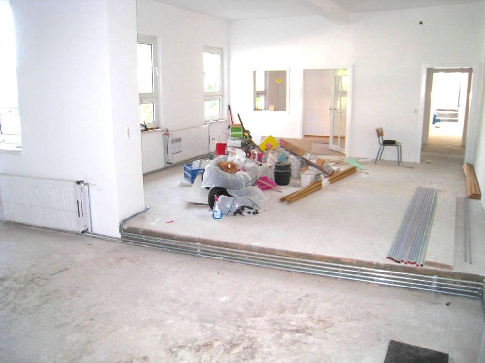 EHEMALIGE BANK, EHEMALIGES HOTEL... – Neustadt an der Weinstraße – Vorschaubild 38