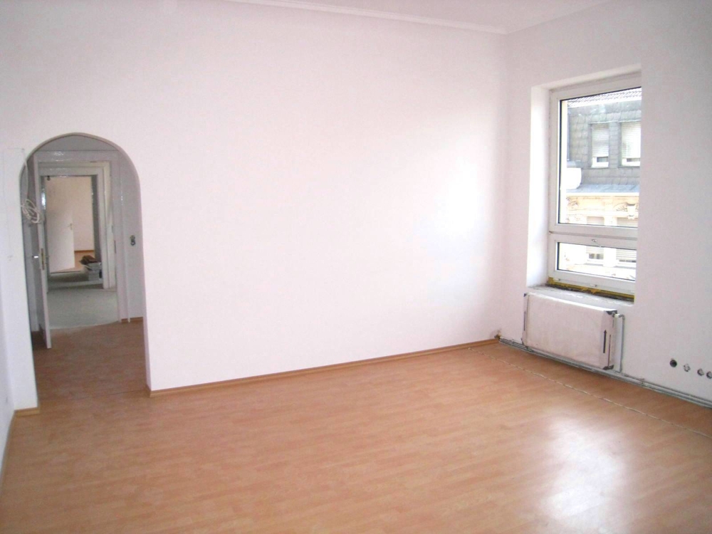 EHEMALIGE BANK, EHEMALIGES HOTEL... – Neustadt an der Weinstraße – Vorschaubild 41