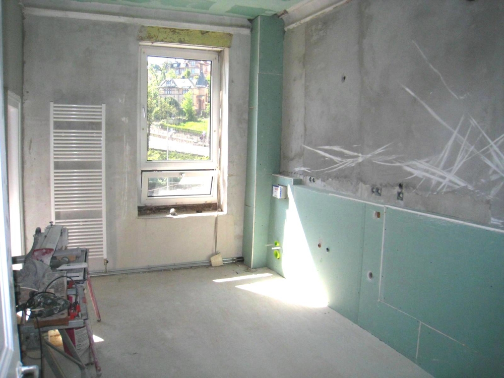 EHEMALIGE BANK, EHEMALIGES HOTEL... – Neustadt an der Weinstraße – Vorschaubild 45