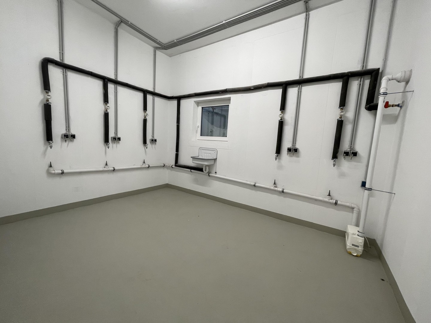 Property thumbnail 12