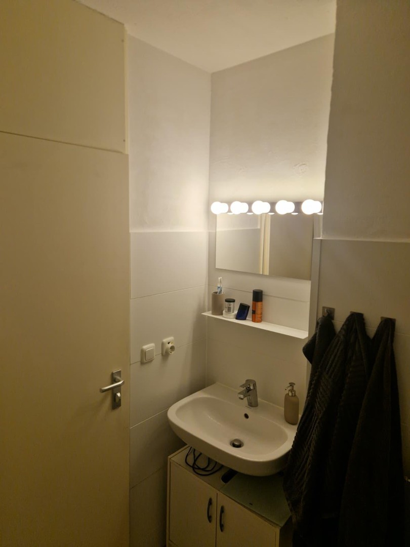 Property thumbnail 8