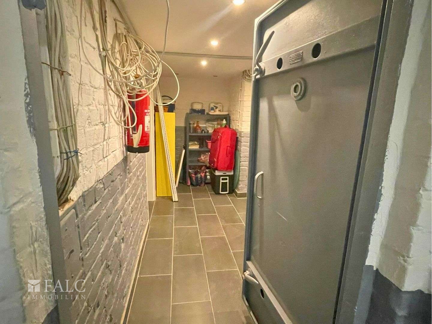 Property thumbnail 13