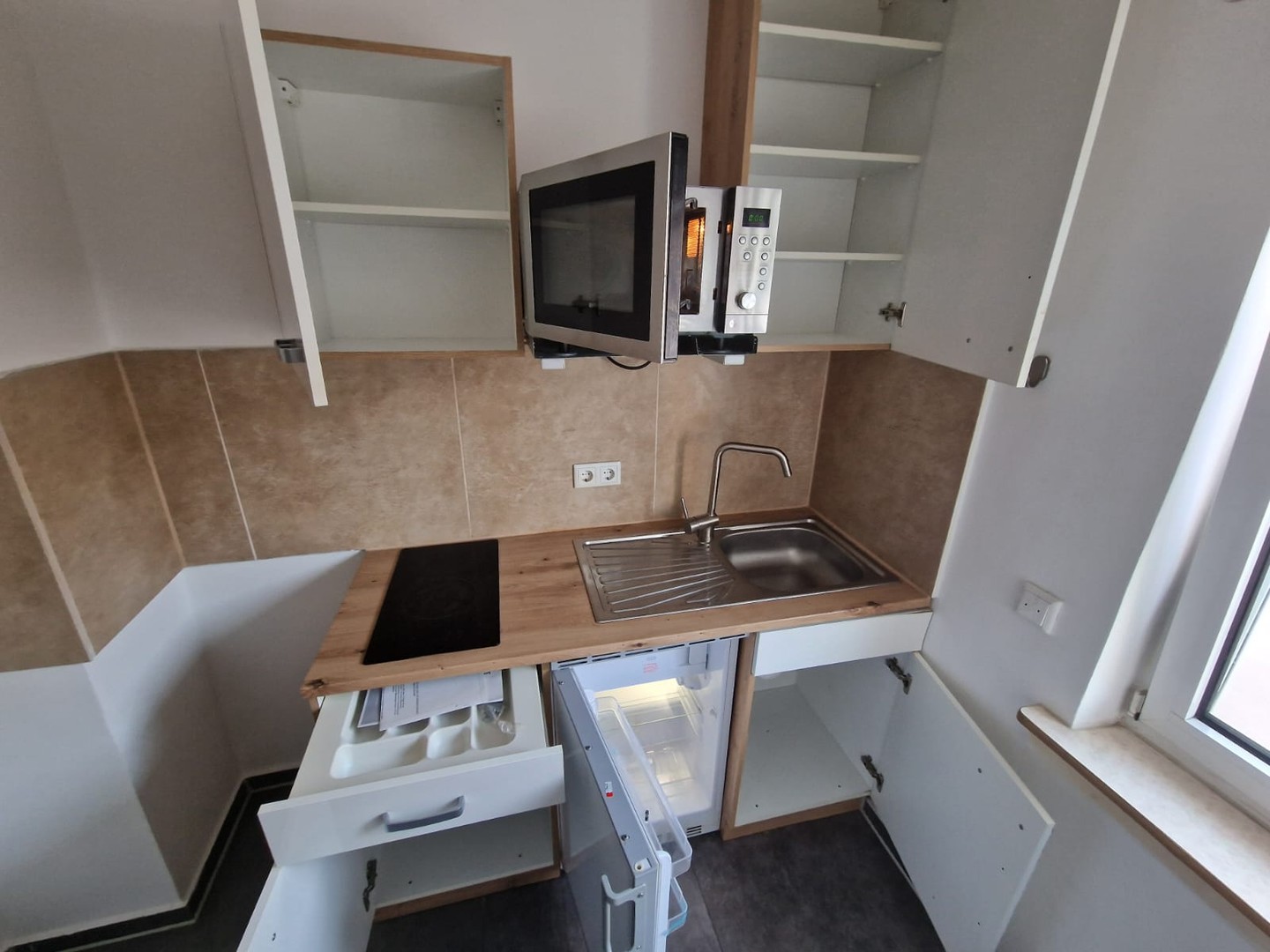 Property thumbnail 11