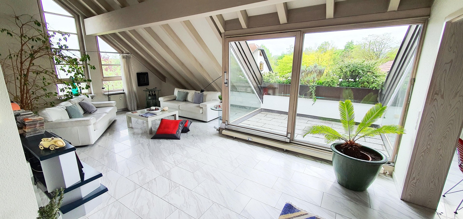 Property thumbnail 2