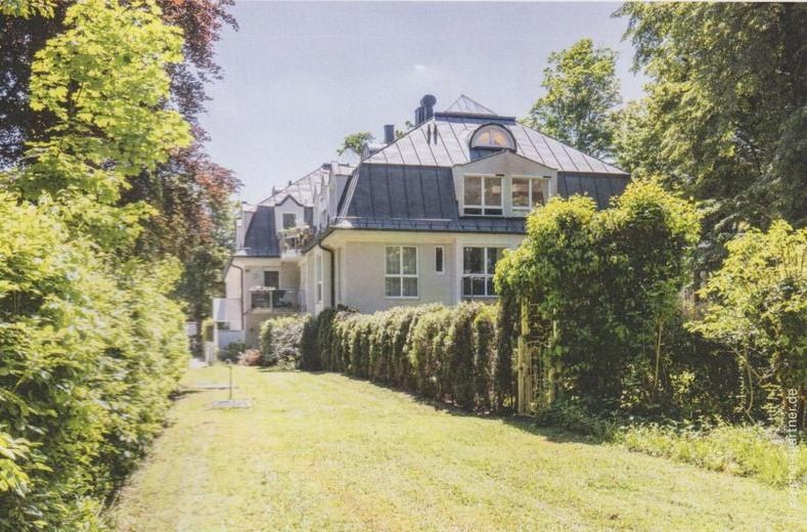 Property thumbnail 2