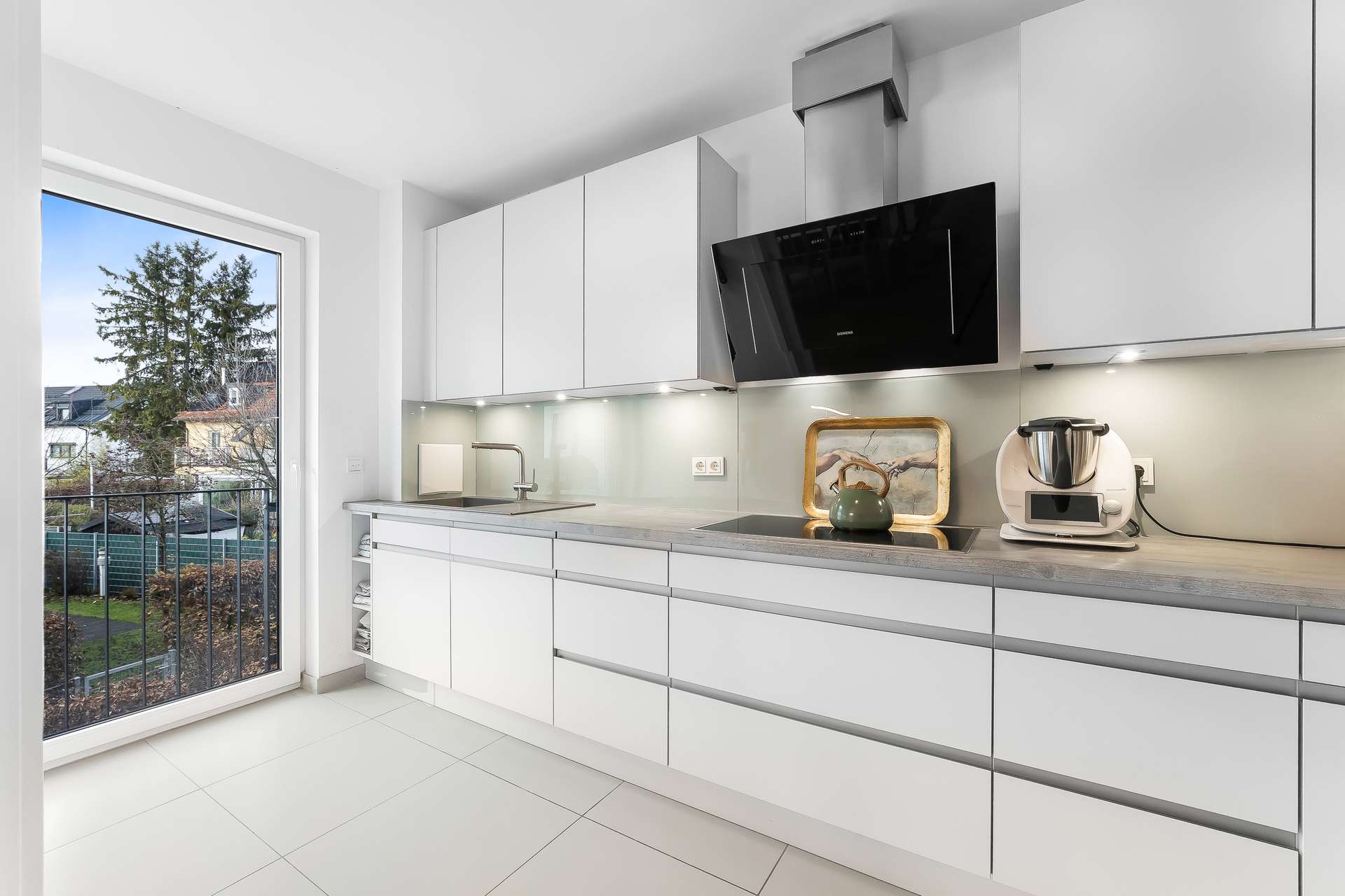 Property thumbnail 10