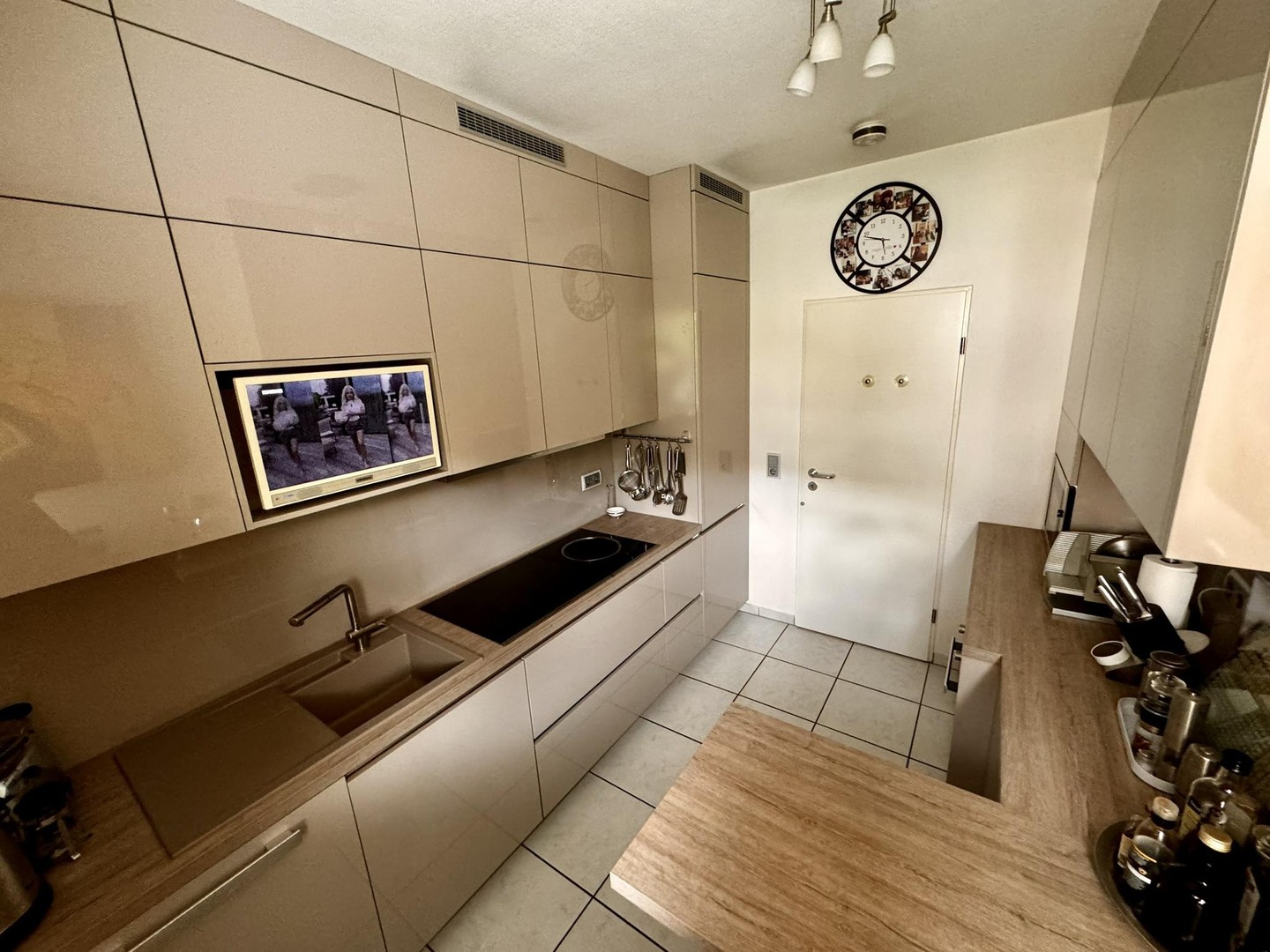 Property thumbnail 23