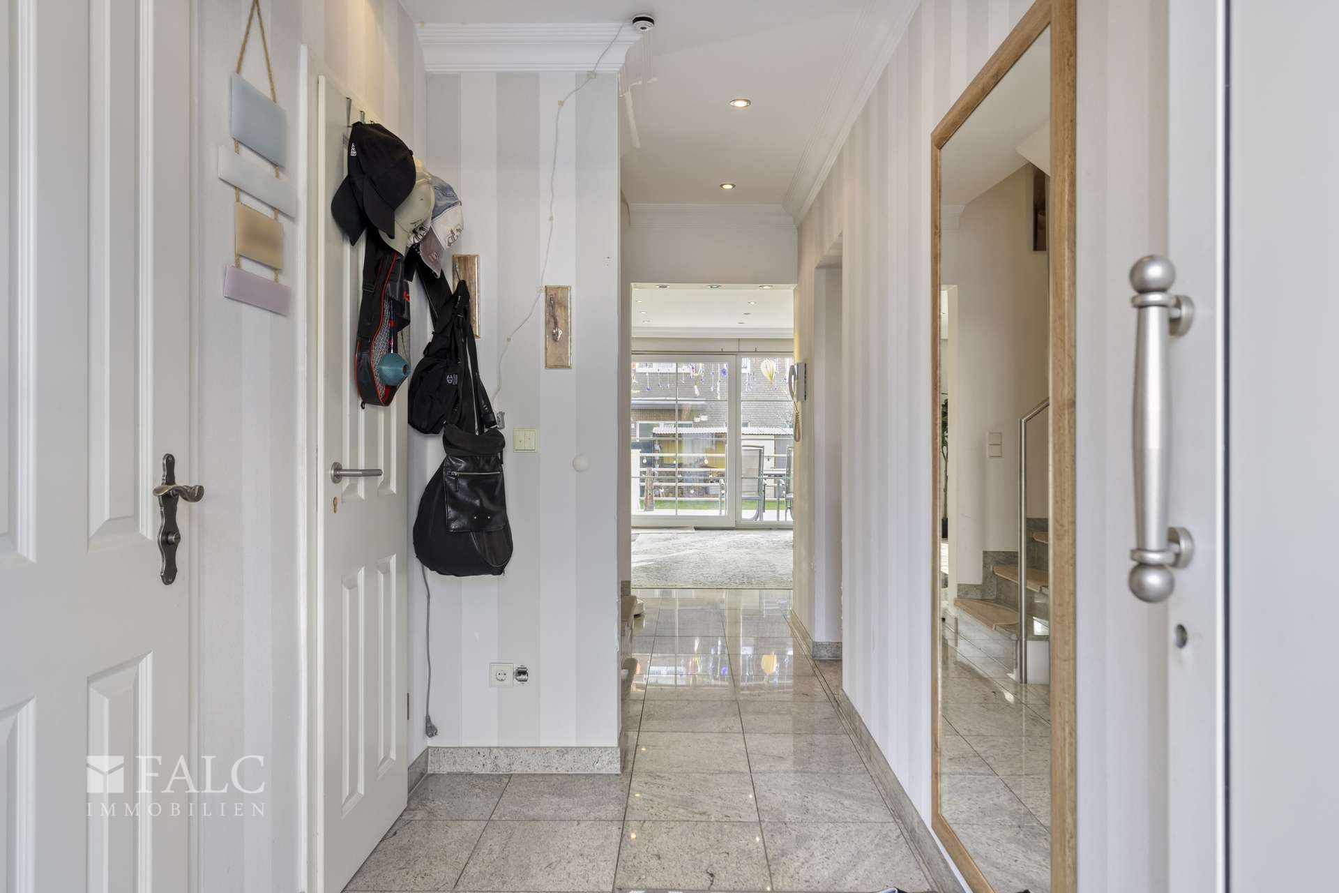 Property thumbnail 5