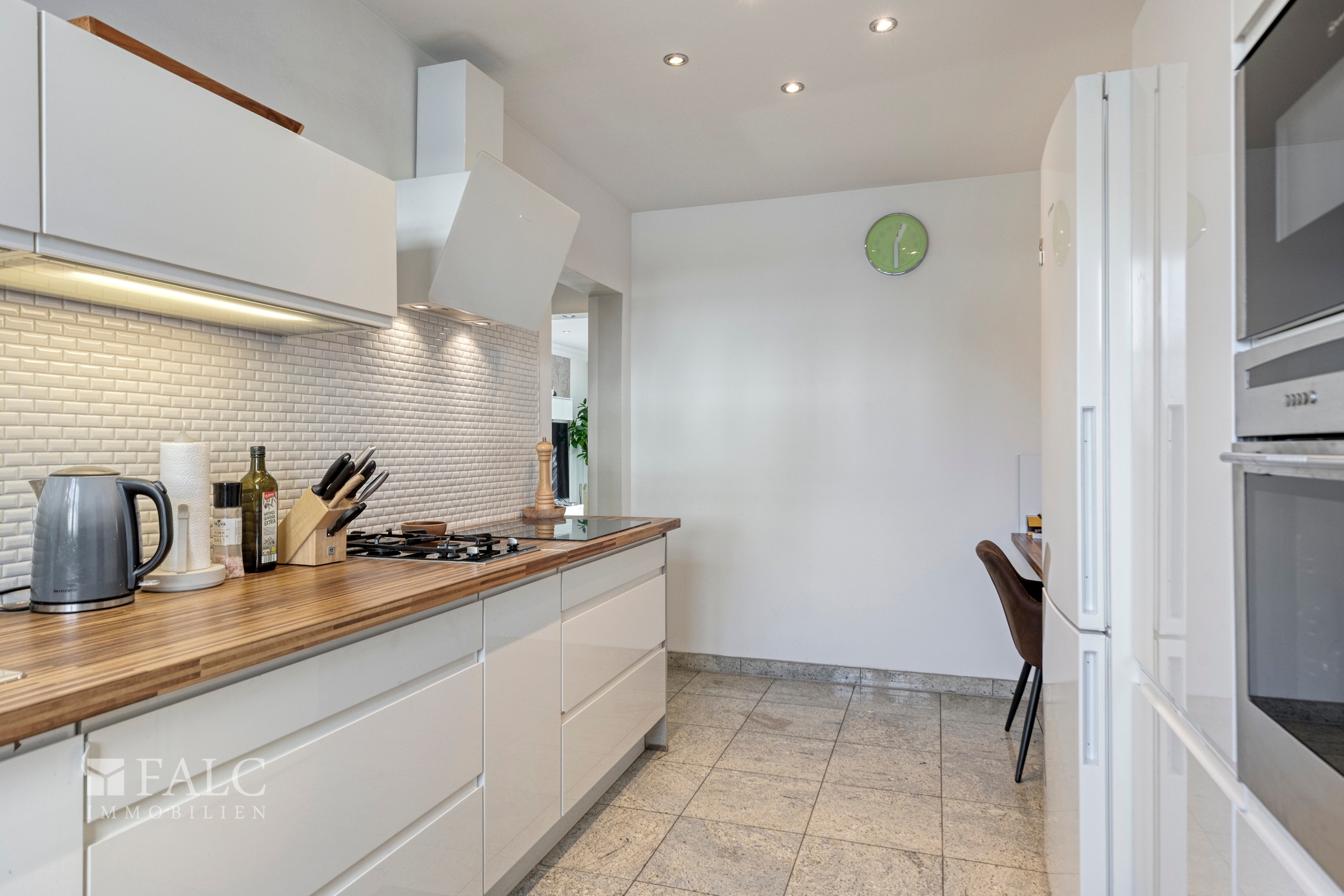 Property thumbnail 8