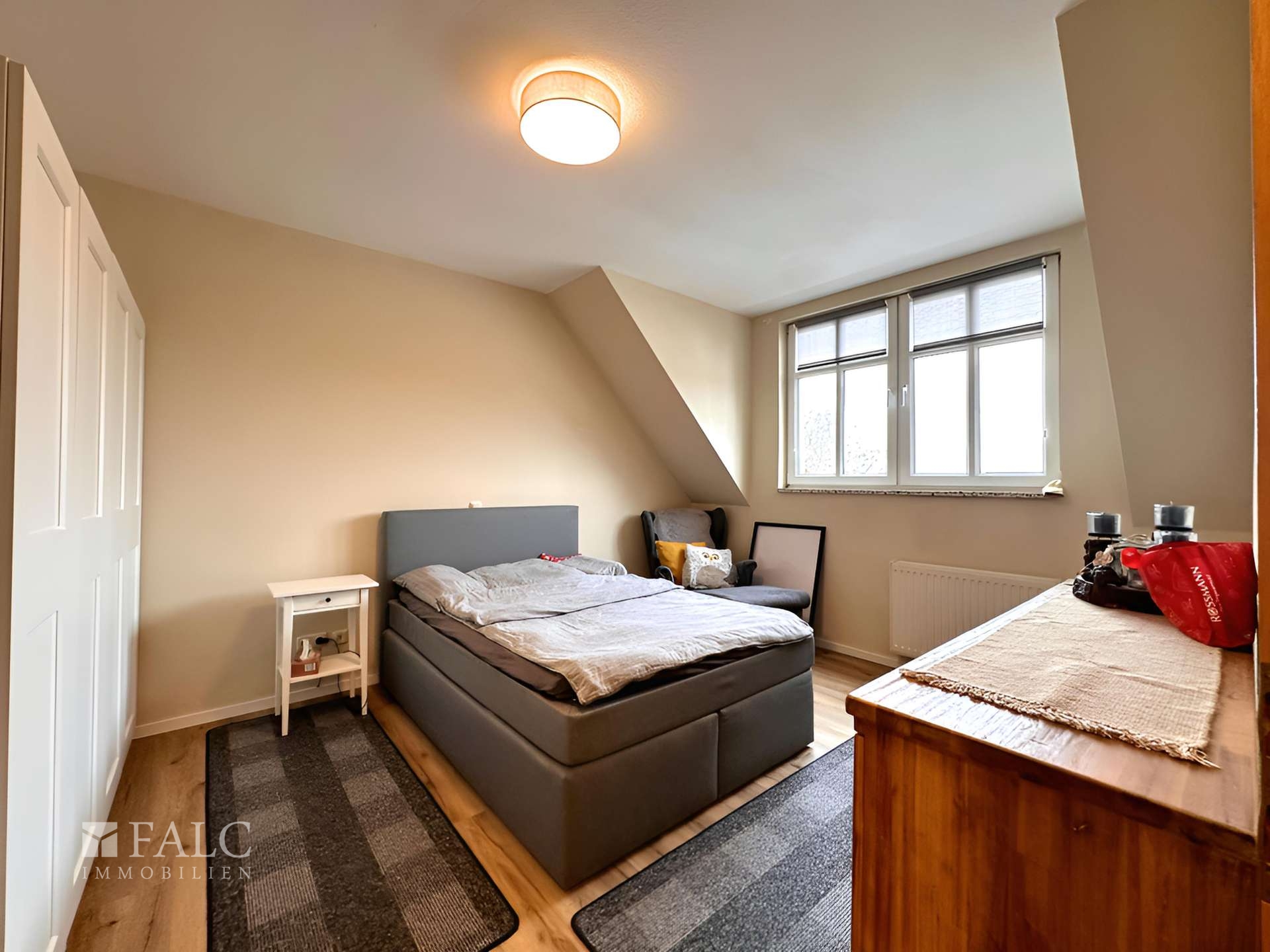 Property thumbnail 9