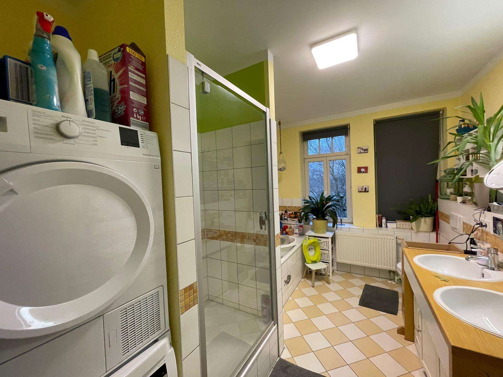 Property thumbnail 2