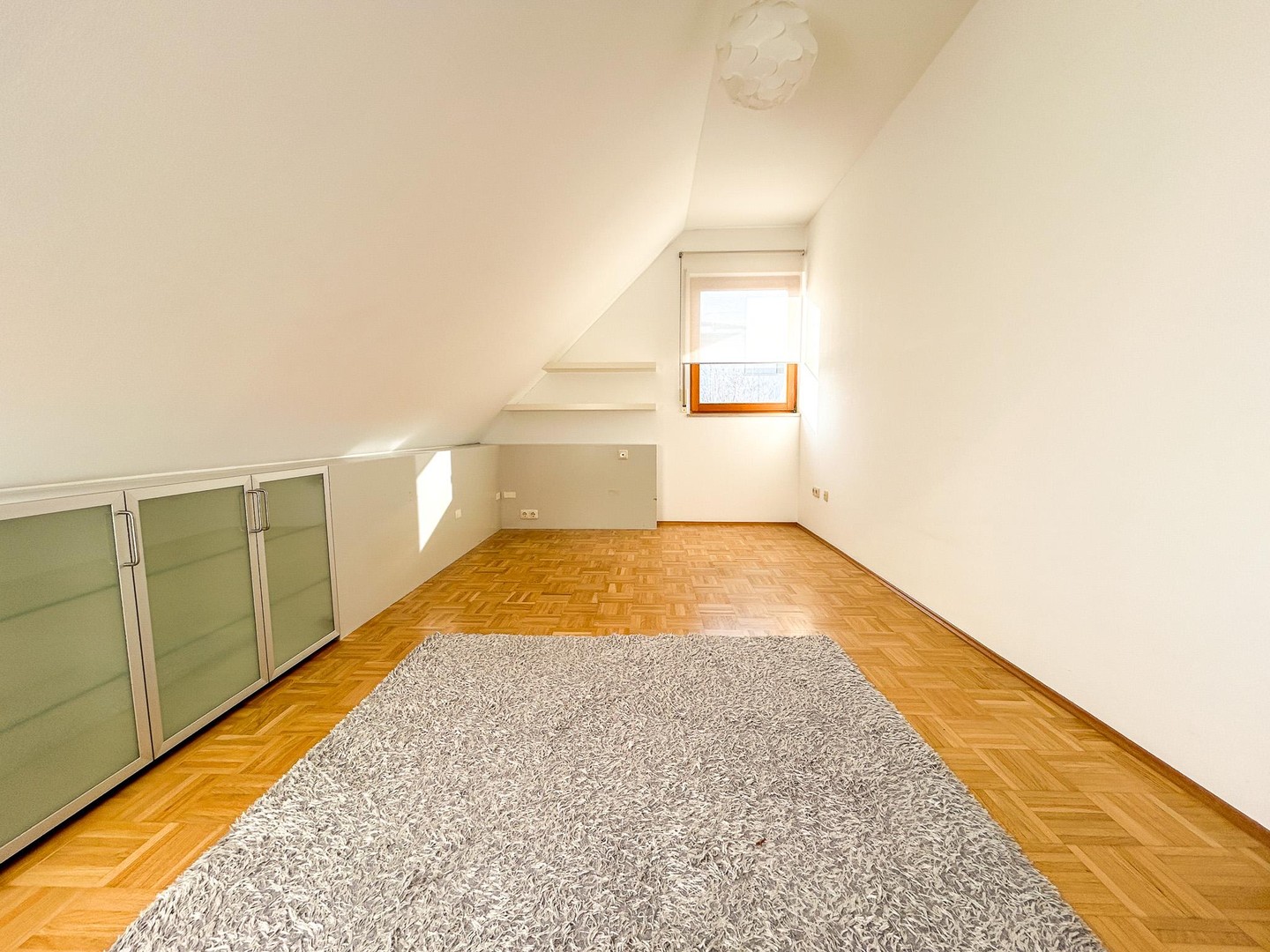 Property thumbnail 11