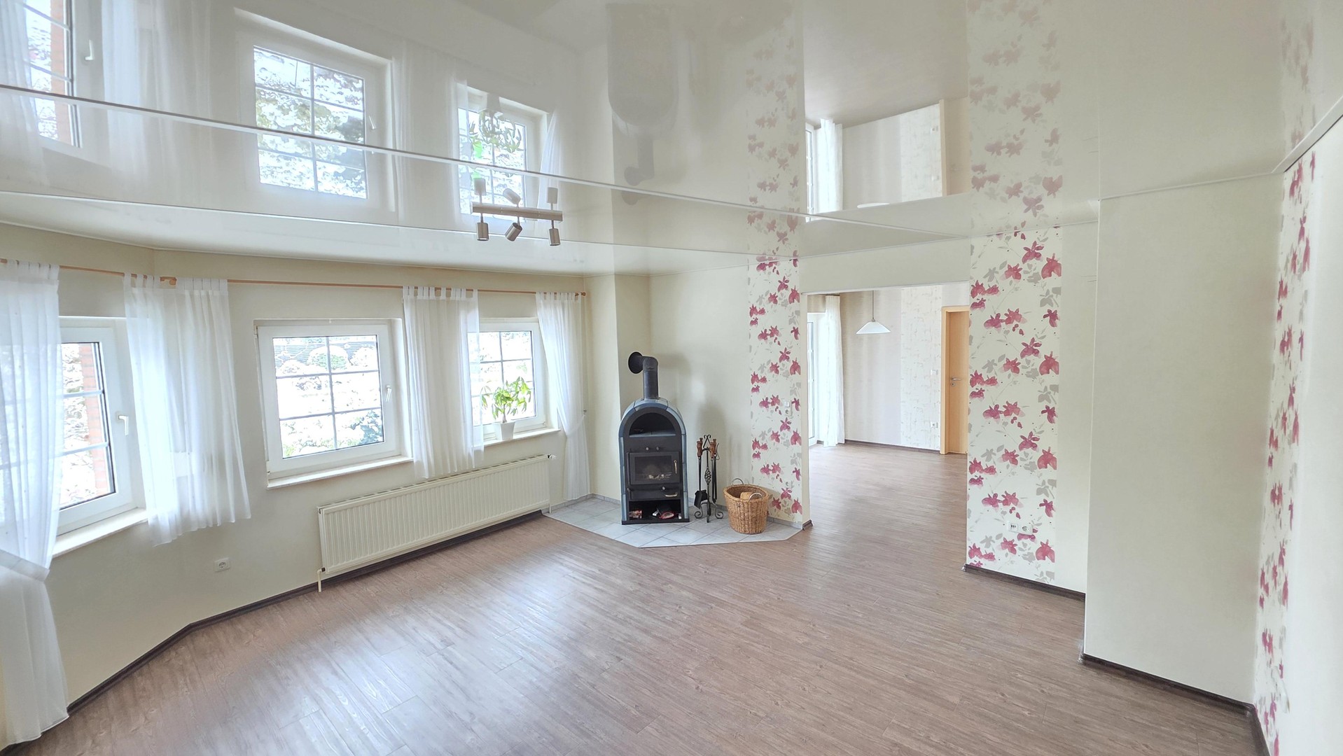 Property thumbnail 9