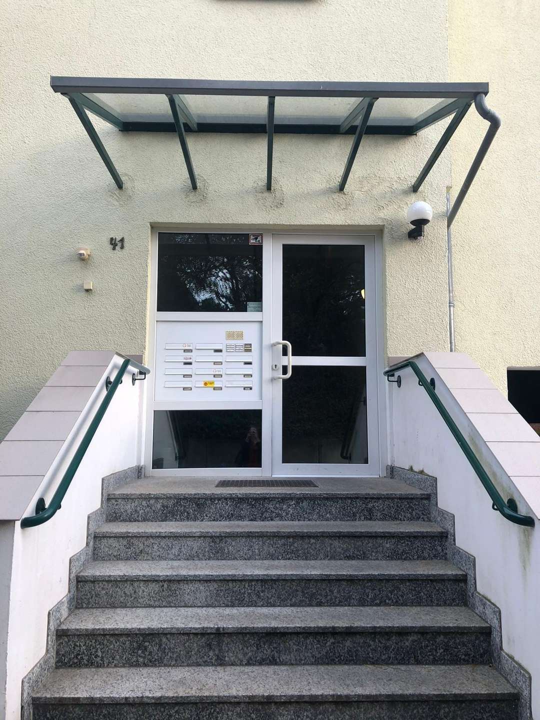 Property thumbnail 11