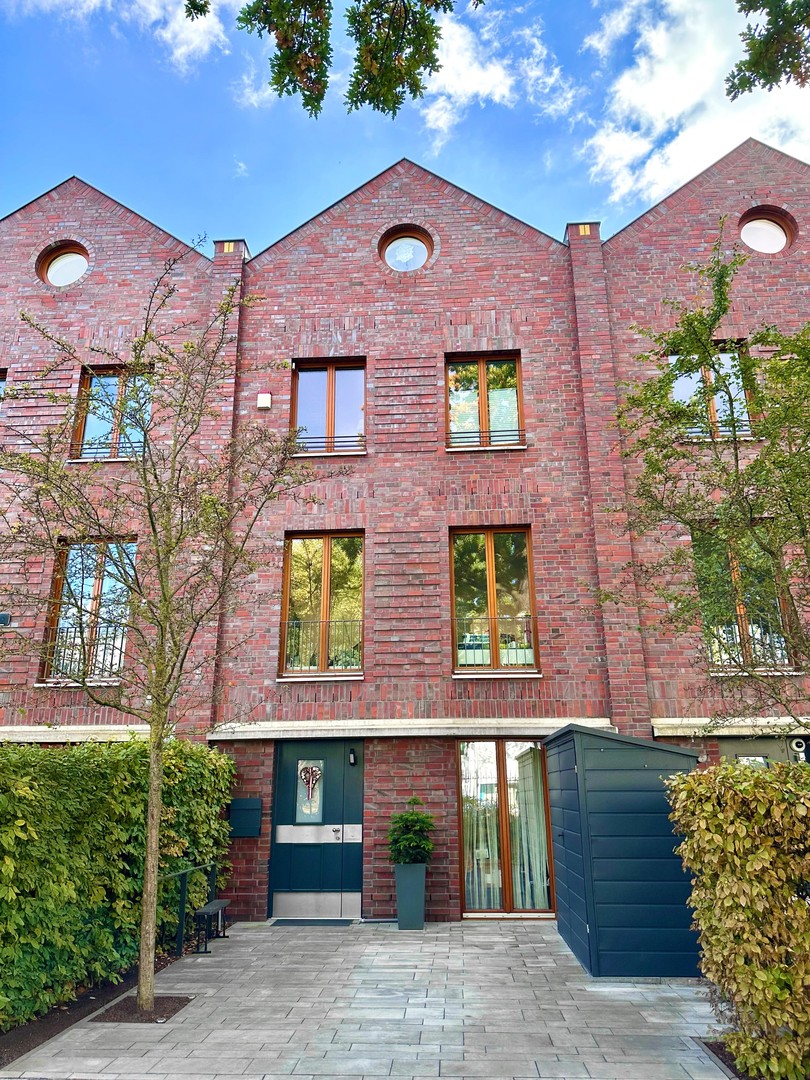 Wunderschönes Stadthaus (200m²) mit Garten in der Rummelsburger Bucht (in Berlins bester Lage)