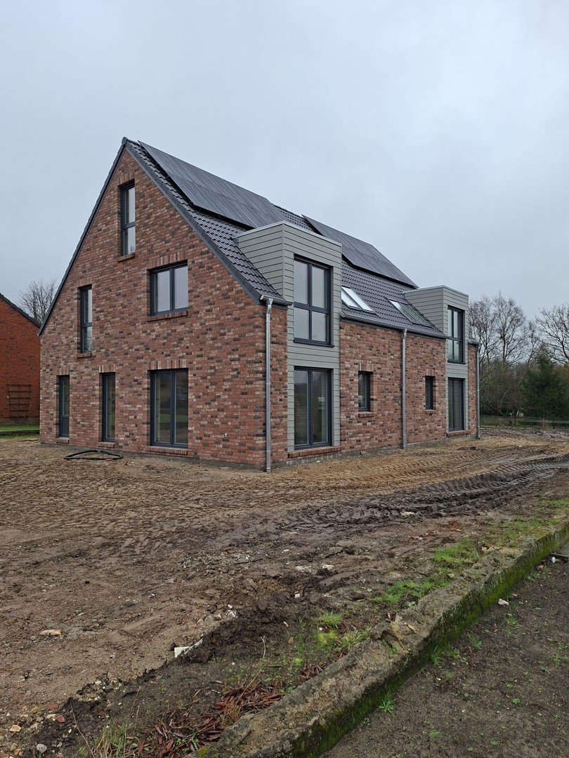 Doppelhaushälfte Neubau KfW 40 Erstbezug