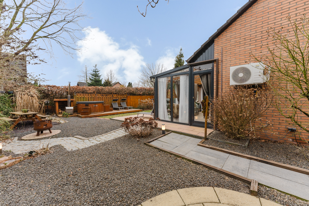 Exklusives Einfamilienhaus in bester Wohnlage von Emlichheim – Emlichheim – Vorschaubild 23