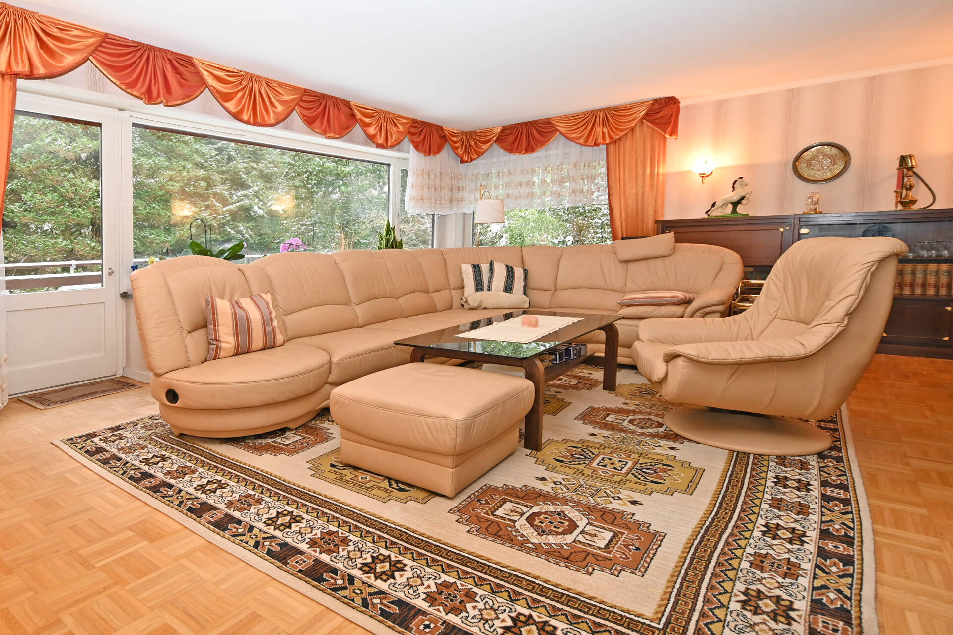 Property thumbnail 3