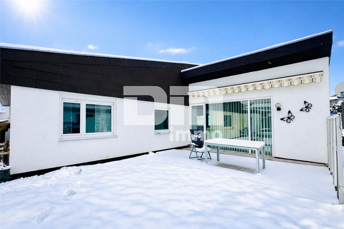 (R)eserviert! Altengerechter gepflegter Bungalow mit Gartenbereich, Terrasse, Garage – Baunatal – Vorschaubild 3