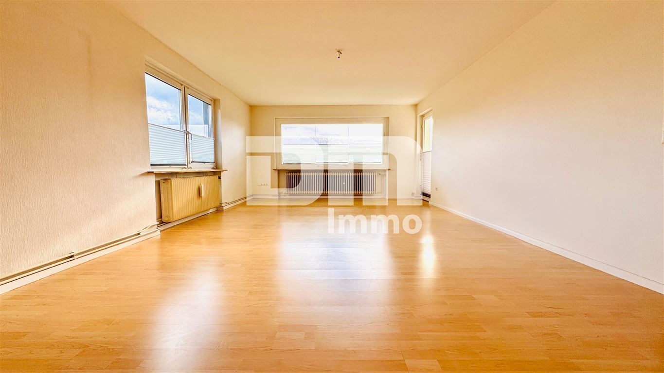 Modernisiertes Dreifamilienhaus + 2 Garagen in idyllischer Lage / großes Grundstück / Panoramablick – Duingen – Vorschaubild 9