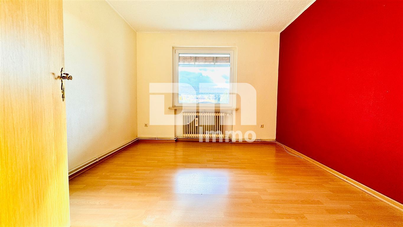 Modernisiertes Dreifamilienhaus + 2 Garagen in idyllischer Lage / großes Grundstück / Panoramablick – Duingen – Vorschaubild 13