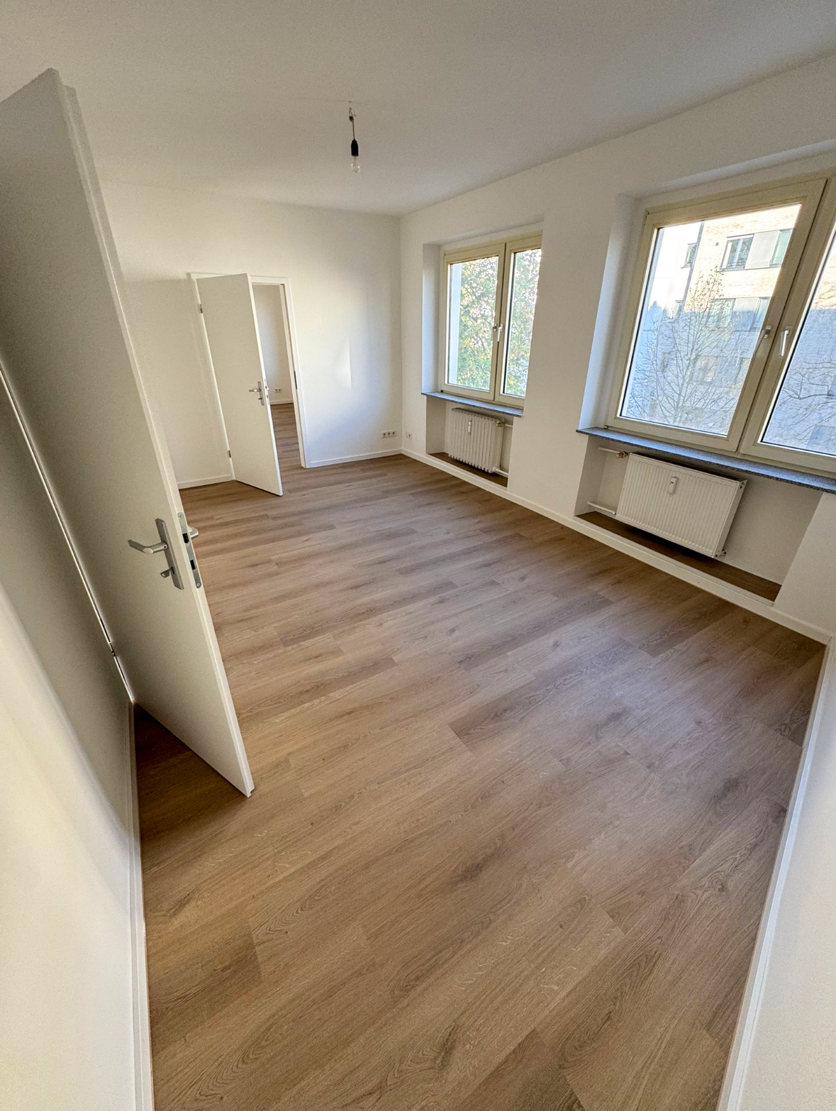 Property thumbnail 2