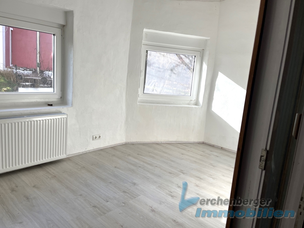 **Zweifamilienhaus in Landau/Isar – Ihr neues Zuhause mit vielseitigen Möglichkeiten** – Landau an der Isar – Vorschaubild 7