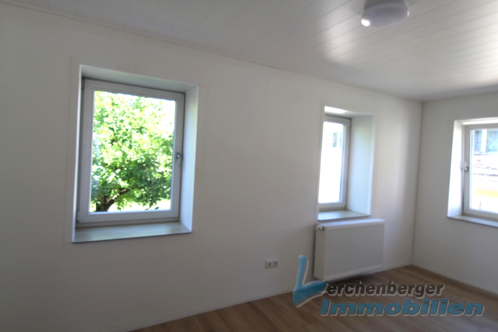 ***Zweifamilienhaus mit historischer Note in Adldorf*** – Eichendorf / Adldorf – Vorschaubild 11