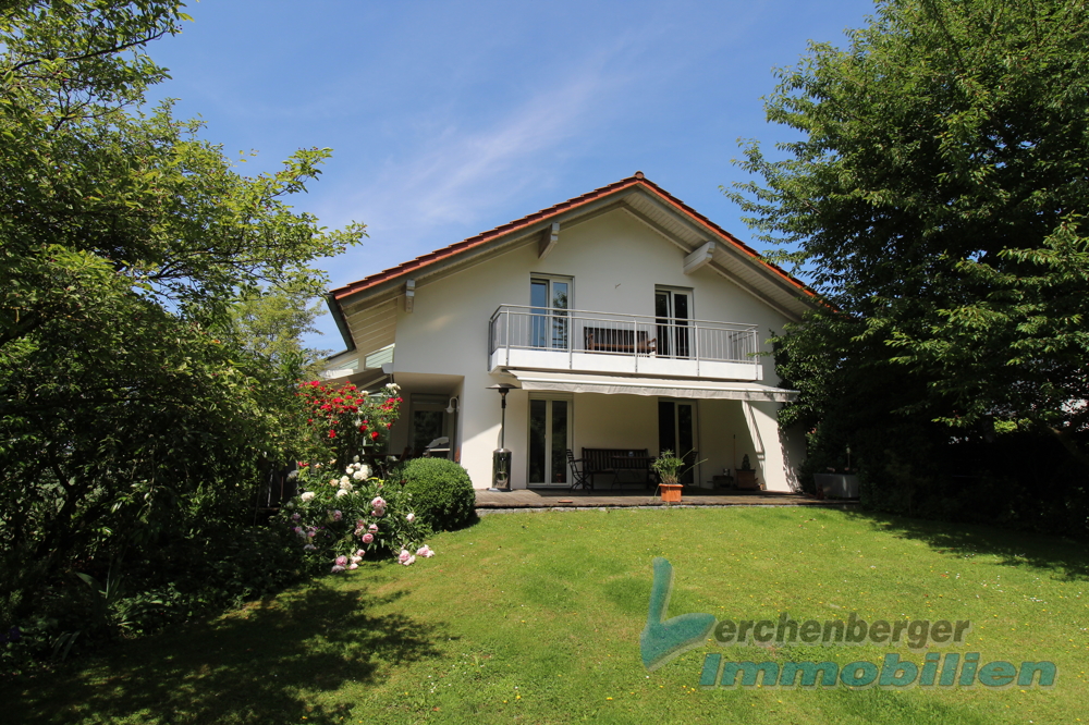***Lichtdurchflutetes Einfamilienhaus mit traumhaften Garten in der Gottfriedingerschwaige*** – Gottfrieding / Gottfriedingerschwaige – Bild 1 von 21