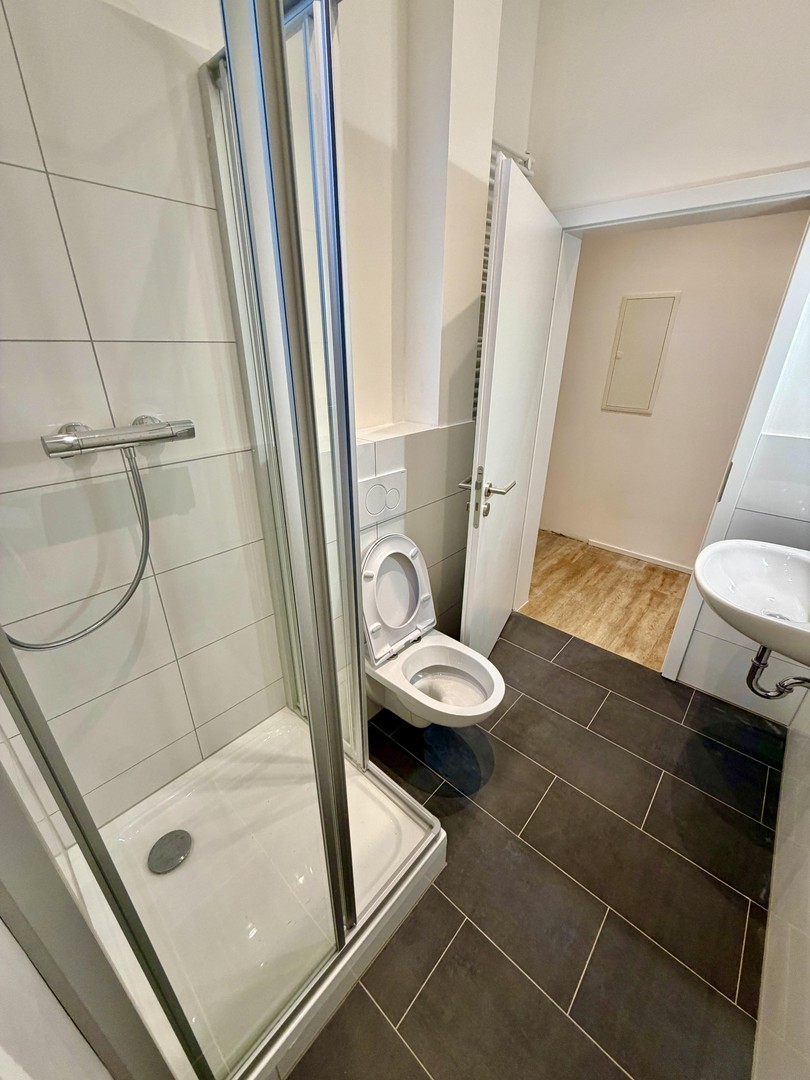 Property thumbnail 11