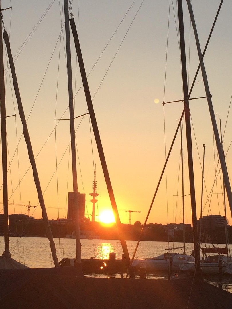 = OHNE MAKLER = sofort bezugsfertige STADTWOHNUNG in ruhiger Lage = auch als ANLAGEOBJEKT geeignet