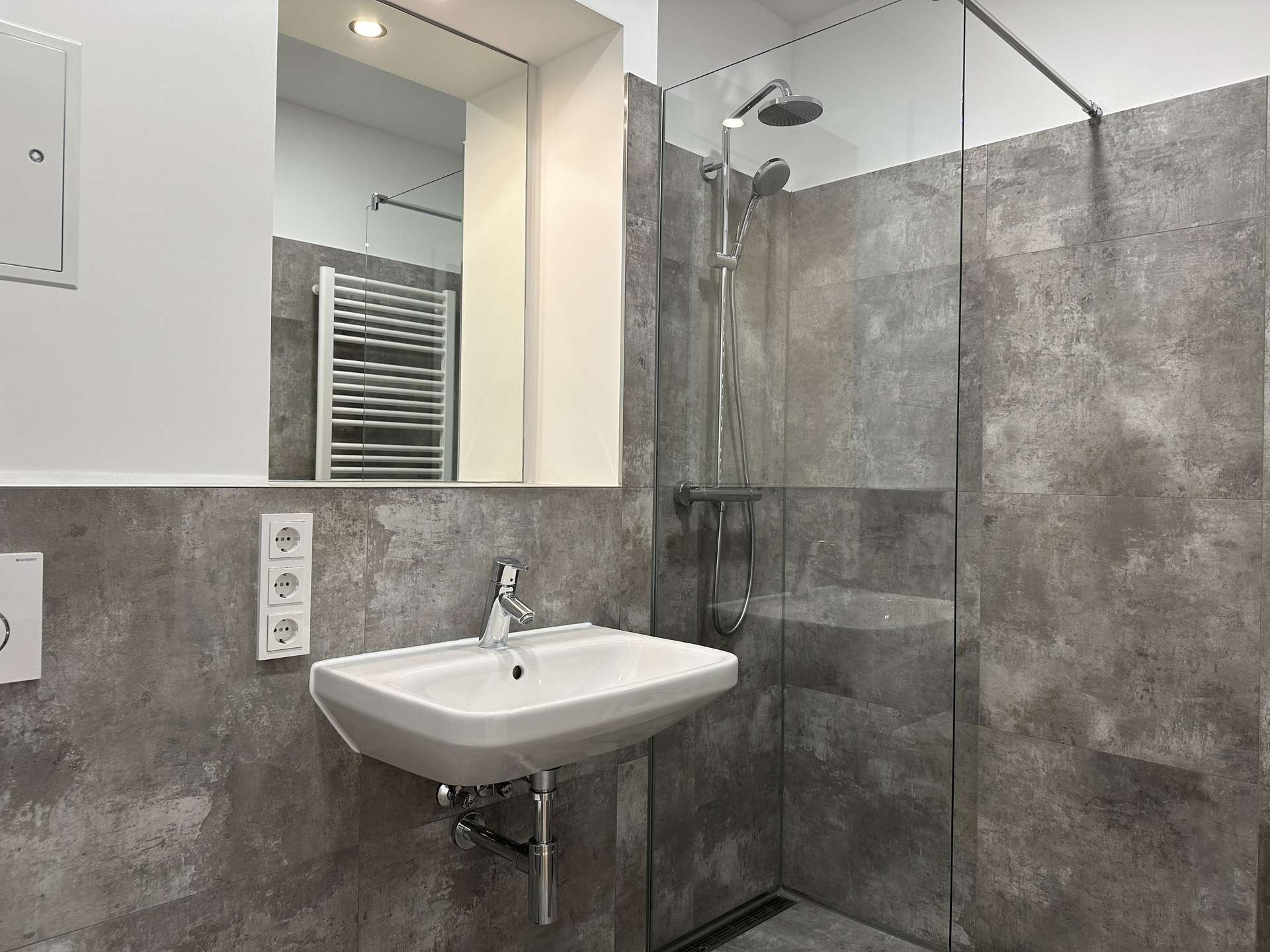 Property thumbnail 8