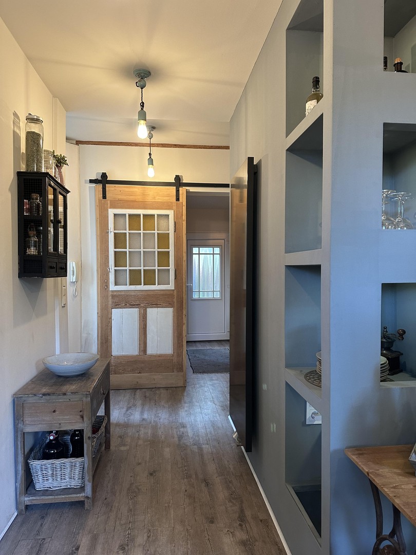 Property thumbnail 9