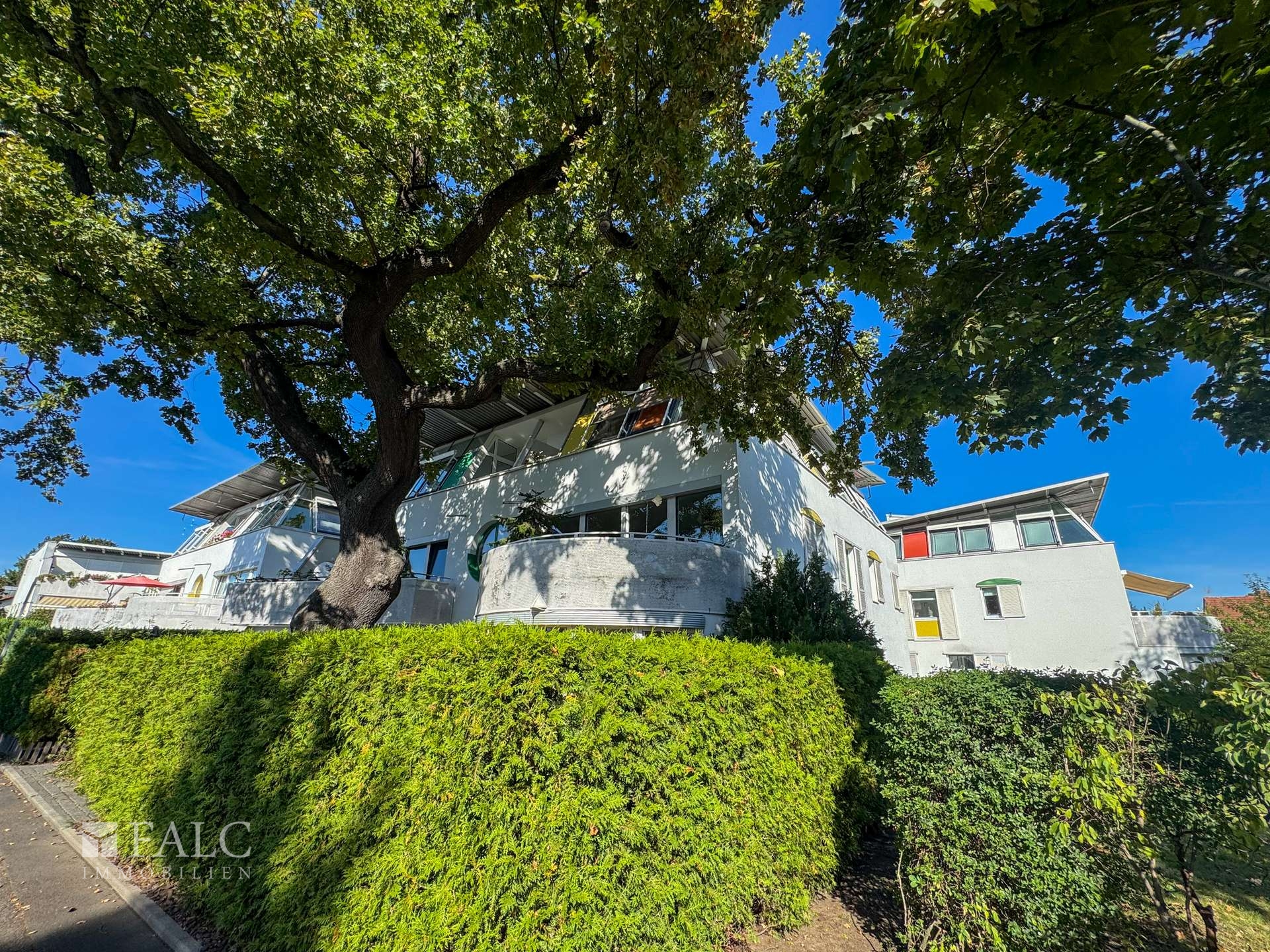 Property thumbnail 12