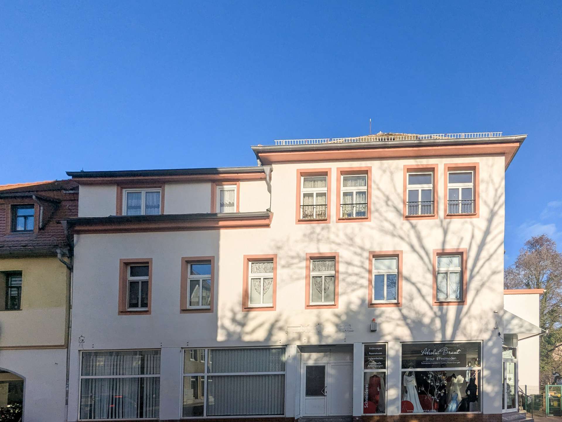 Voll vermietetes MFH - sichere Mieteinnahmen - 5,6% IST-Rendite! – Delitzsch – Vorschaubild 2