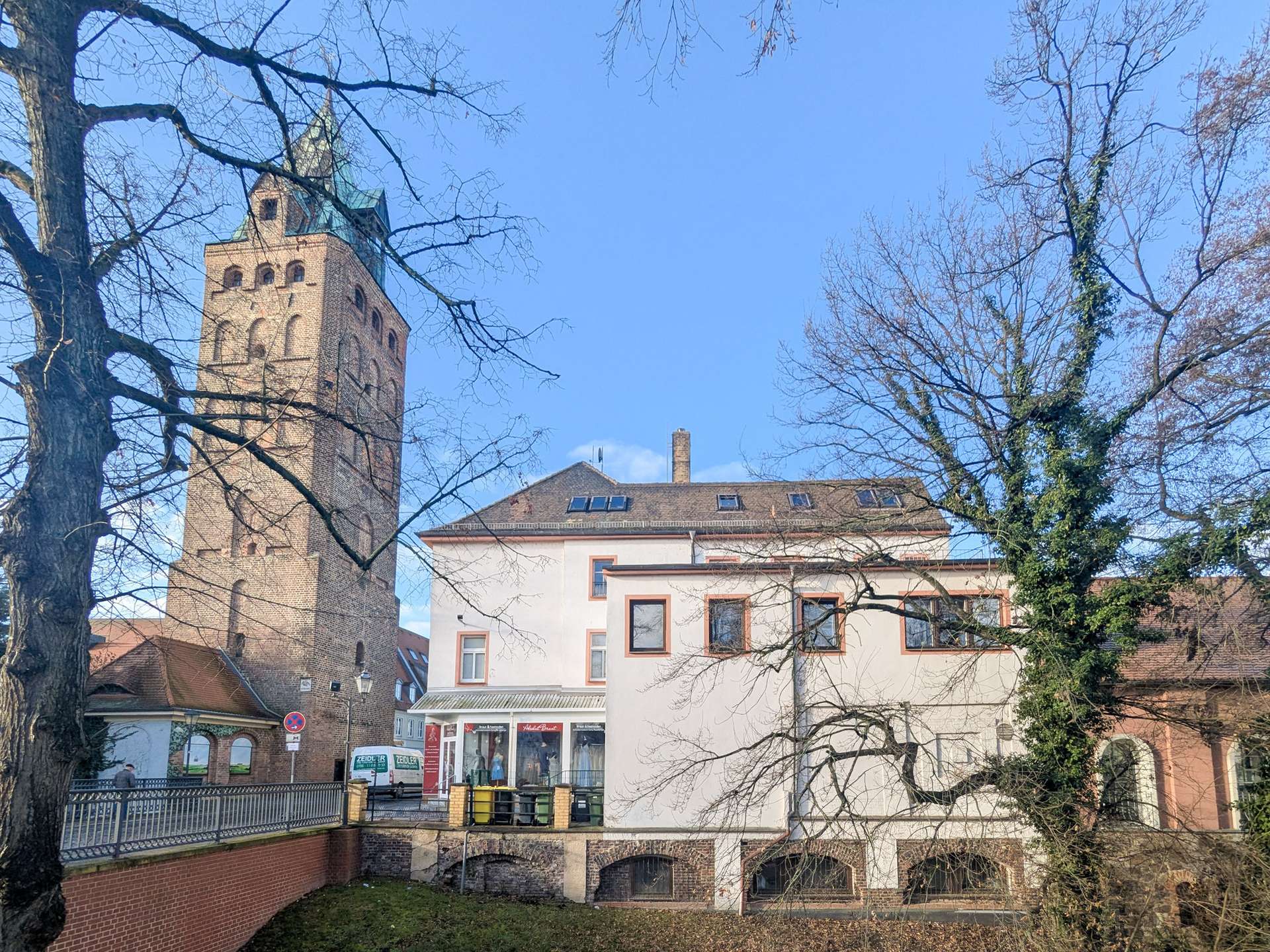 Voll vermietetes MFH - sichere Mieteinnahmen - 5,6% IST-Rendite! – Delitzsch – Vorschaubild 5