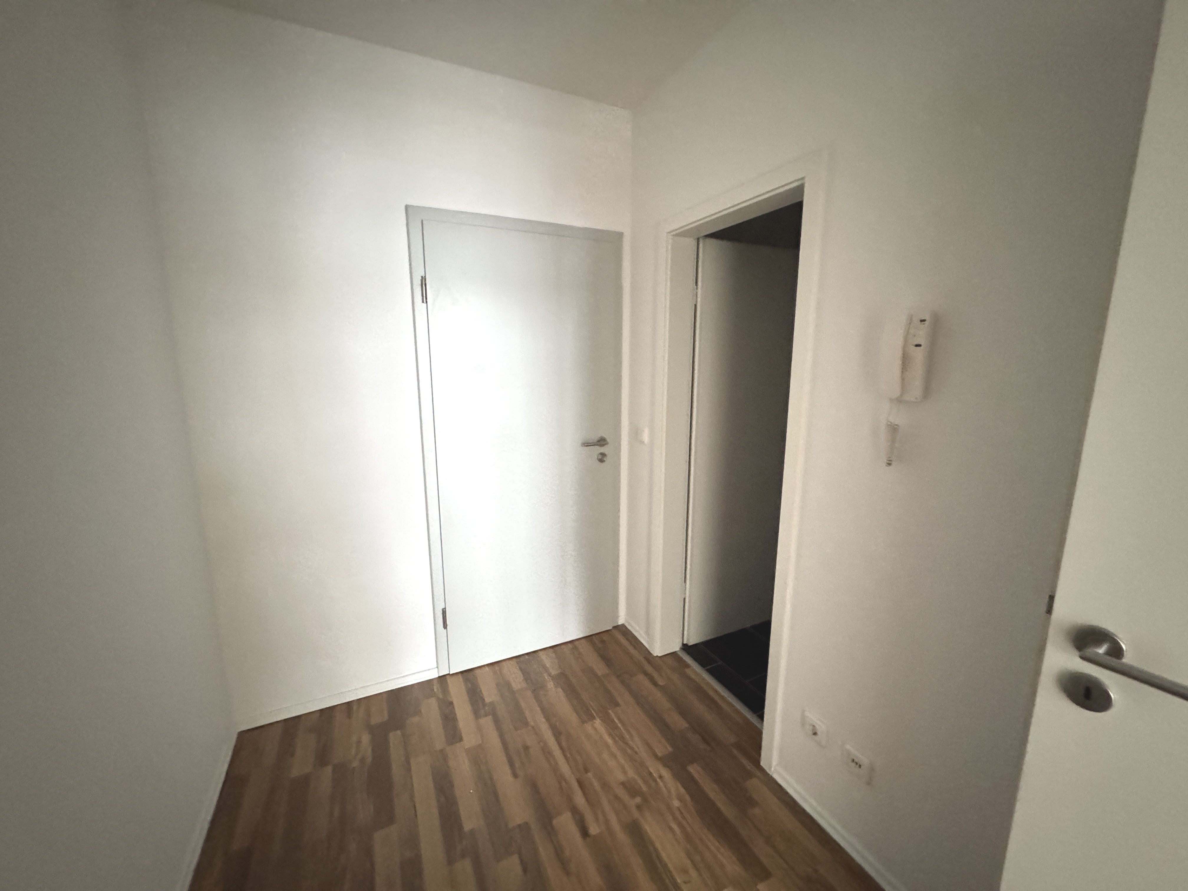 Gemütliche Single-Wohnung mit EBK & Terrasse – Magdeburg – Vorschaubild 7