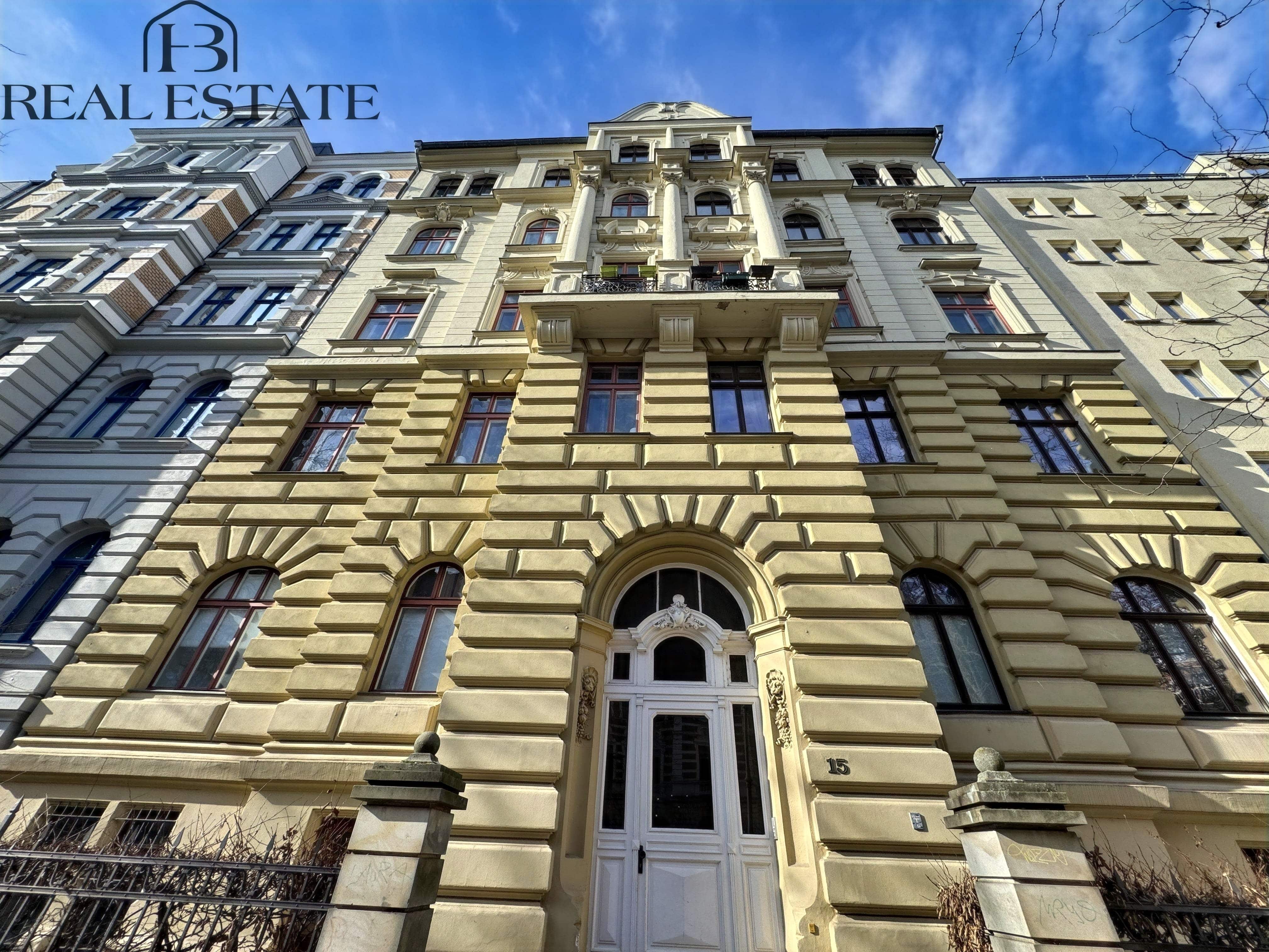 Historisches Wohnjuwel: Exquisite 2-Zimmer-Wohnung in der Hegelstraße – Magdeburg – Bild 1 von 14