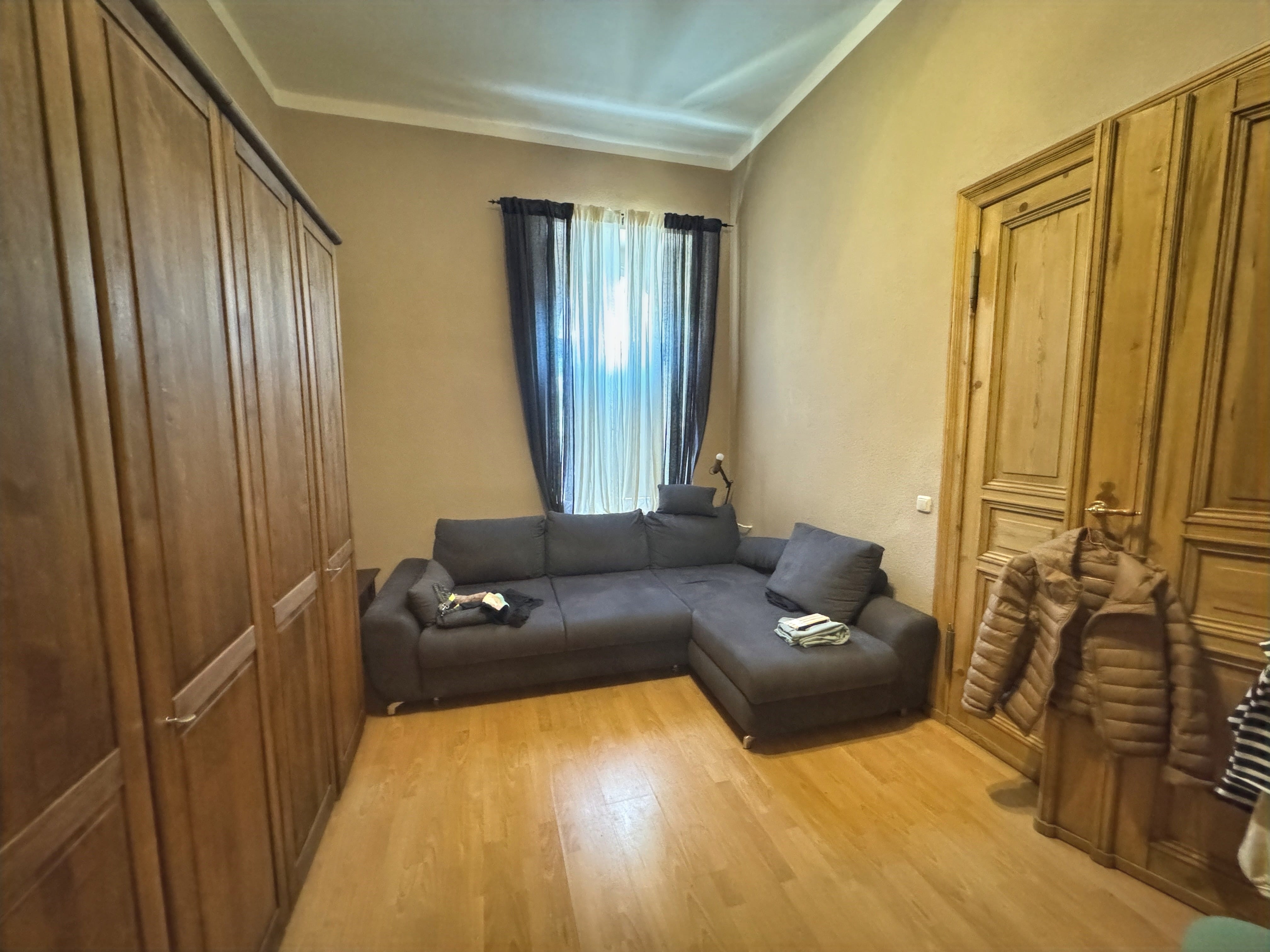 Historisches Wohnjuwel: Exquisite 2-Zimmer-Wohnung in der Hegelstraße – Magdeburg – Vorschaubild 4