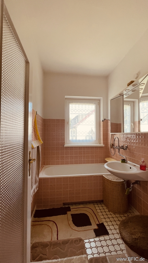 Property thumbnail 35