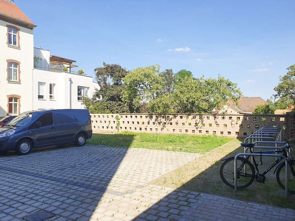 Property thumbnail 9