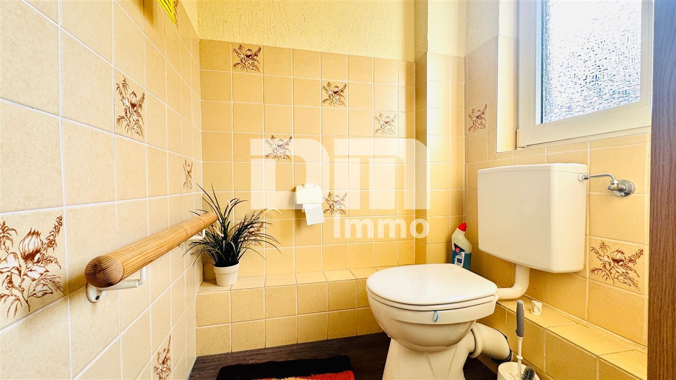 Ein bis Zweifamilienhaus mit 2 Terrassen, Garage und angelegtem Gartenbereich – Niestetal – Vorschaubild 28