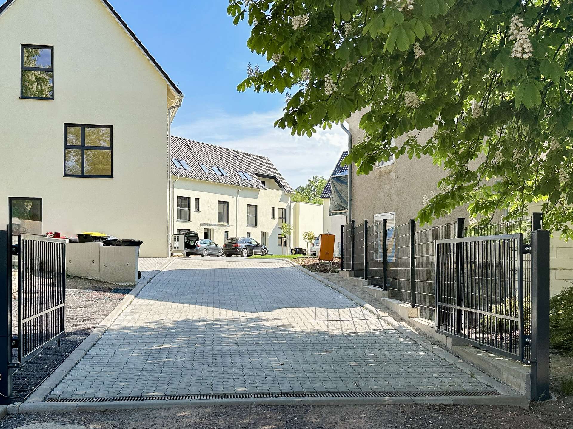 Property thumbnail 3