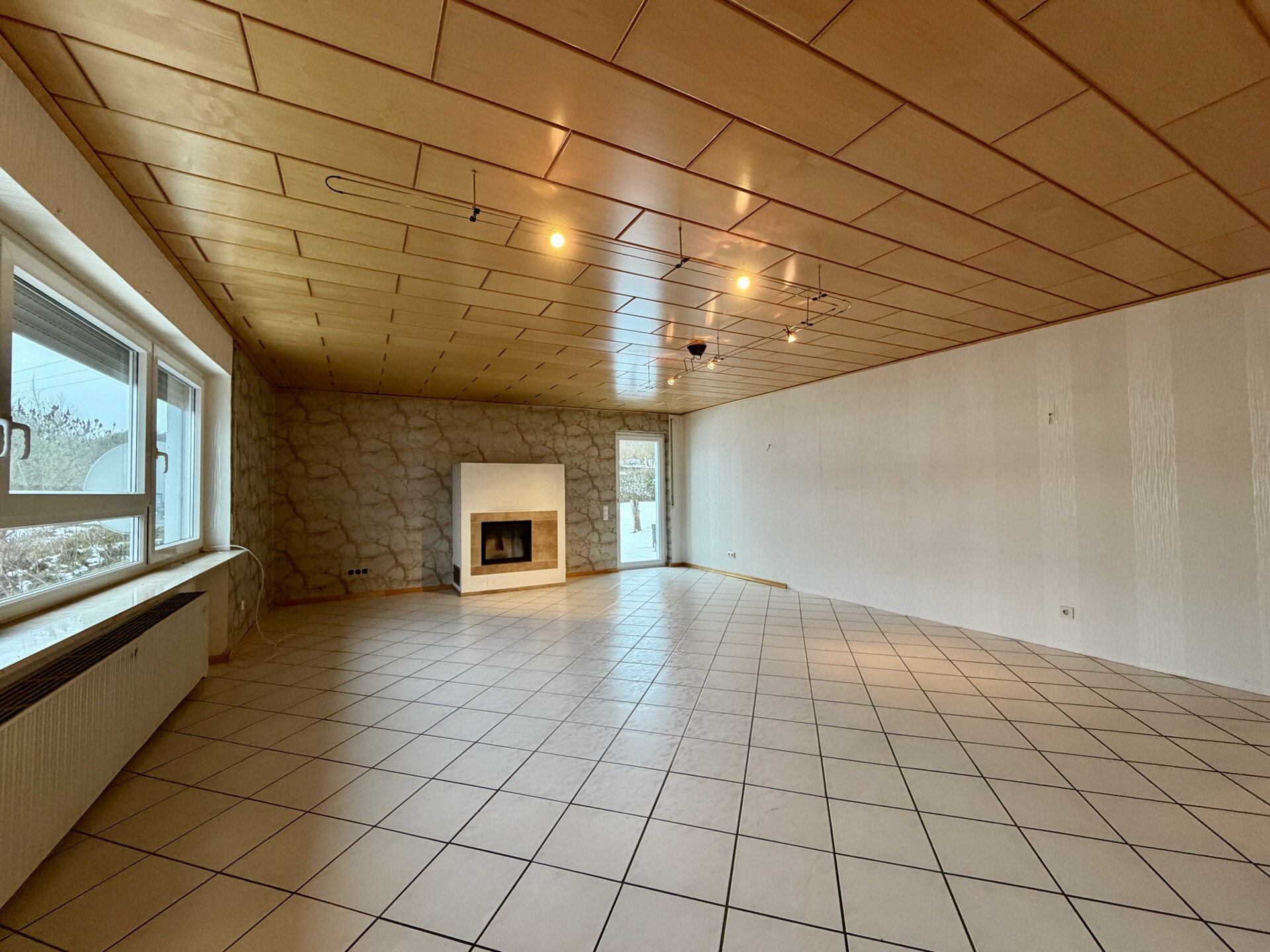 Wohnen mit Weitblick: Einfamilienhaus mit Einliegerwohnung in Knüllwald! Keine Käuferprovision! – Knüllwald / Remsfeld – Vorschaubild 6