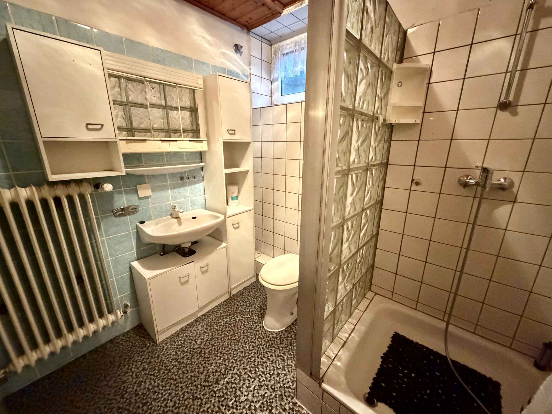 Wohnen mit Weitblick: Einfamilienhaus mit Einliegerwohnung in Knüllwald! Keine Käuferprovision! – Knüllwald / Remsfeld – Vorschaubild 18