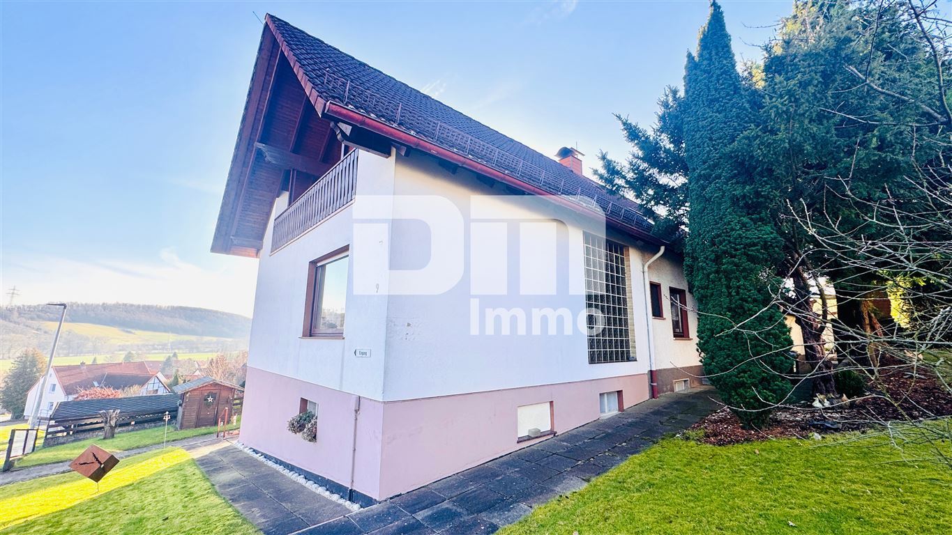 Ein-bis Zweifamilienhaus mit Anbauten auf 1.250 m² Traumgrundstück mit Panoramablick – Einbeck – Vorschaubild 2