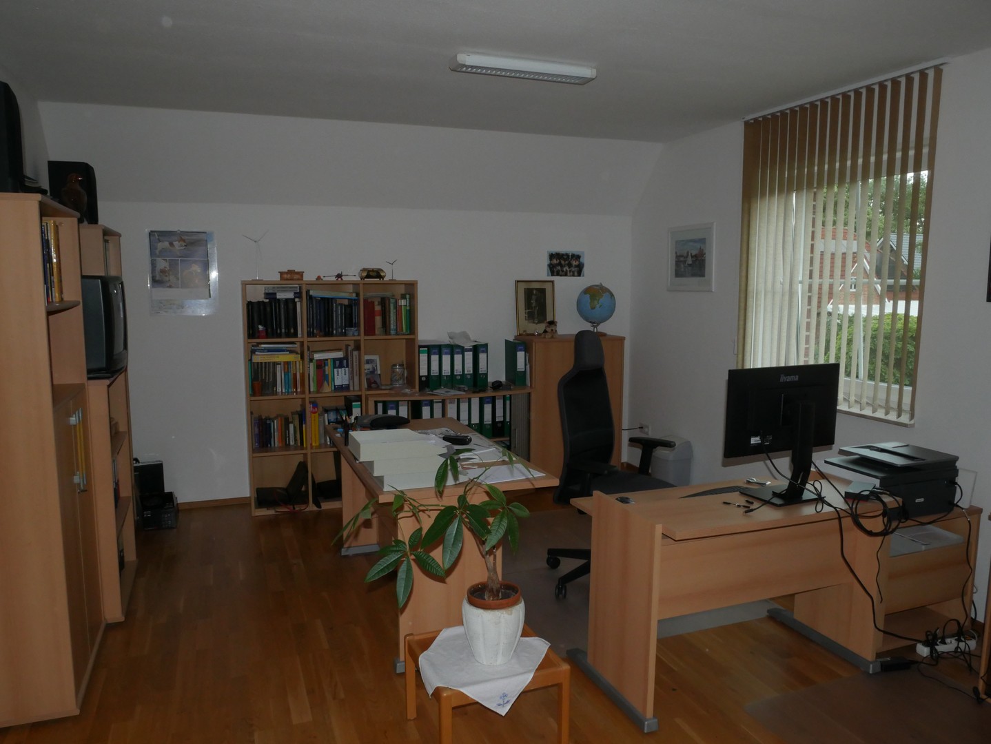 Hochwertig, Modern, in einmaliger grüner Lage – Leer – Vorschaubild 21