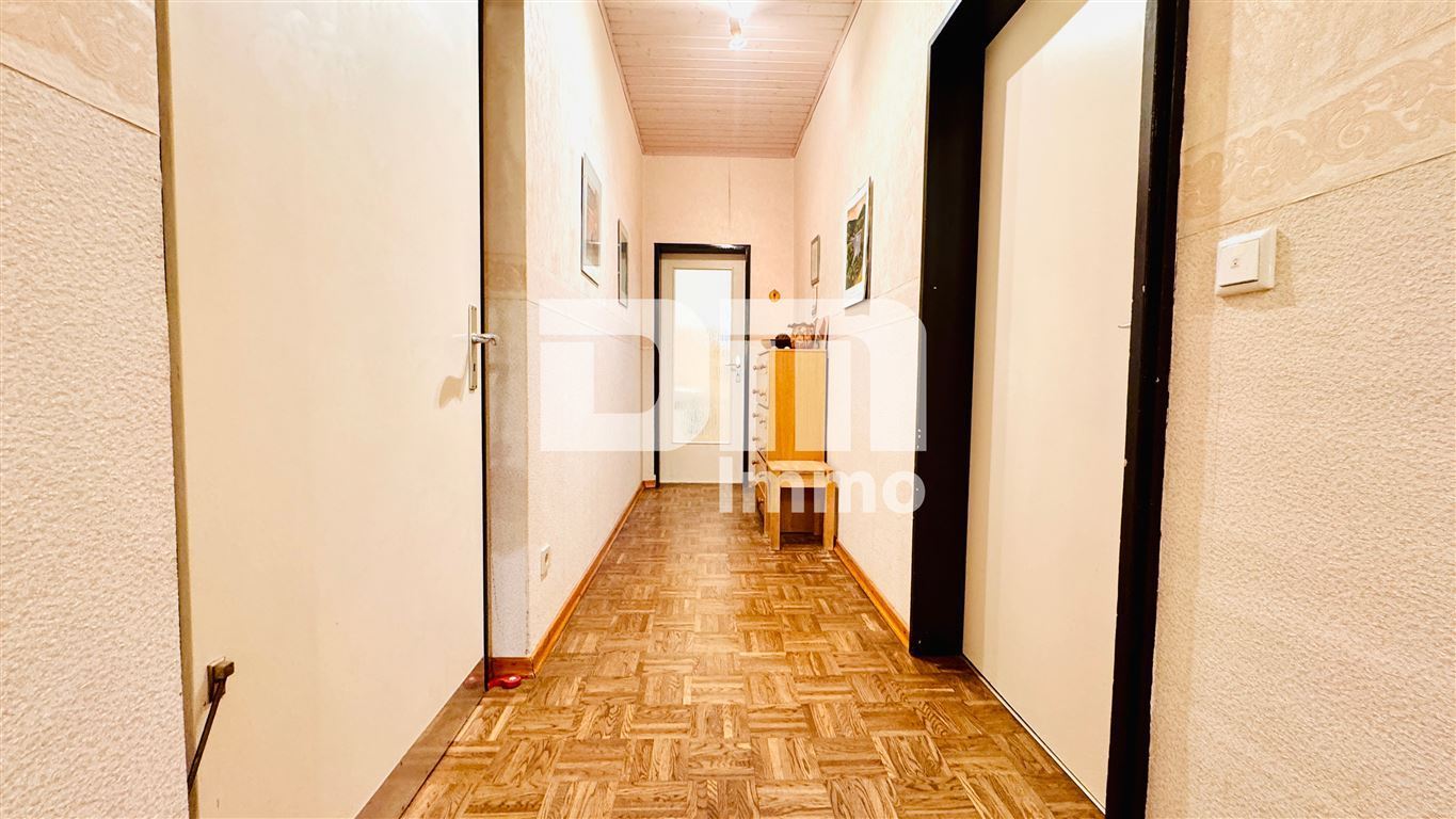 Modernisiertes Einfamilienhaus auf riesigem Grundstück mit Carport und Nebengebäude – Steinheim , Westf – Vorschaubild 9