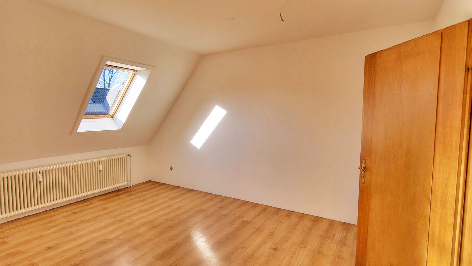 Attraktives Zweifamilienhaus in naturnaher Lage von Bad Iburg – Bad Iburg – Vorschaubild 3