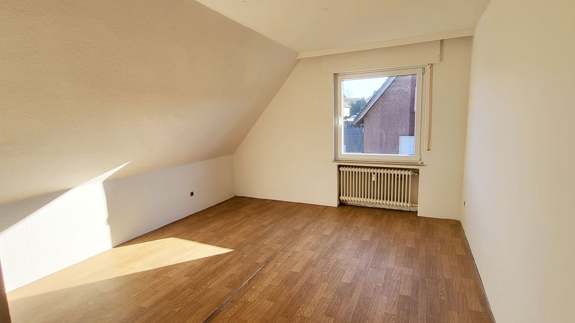 Attraktives Zweifamilienhaus in naturnaher Lage von Bad Iburg – Bad Iburg – Vorschaubild 4